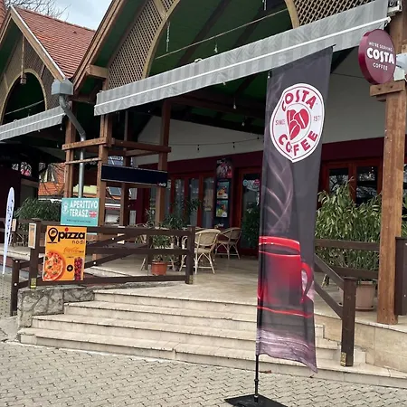 Bed & Breakfast Kalman Imre Panzio 3*