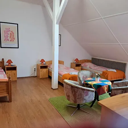 Kalman Imre Panzio 3* Siofok