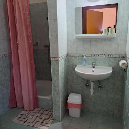 Kalman Imre Panzio Bed & Breakfast 3*