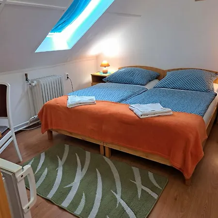 Kalman Imre Panzio Bed & Breakfast